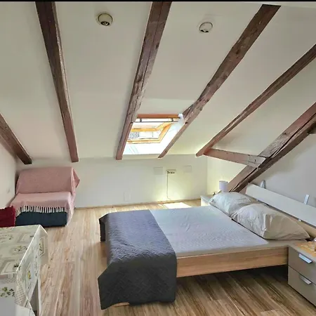 In Apartman